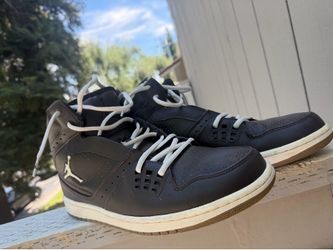 Jordan SC-2 in the Black/White