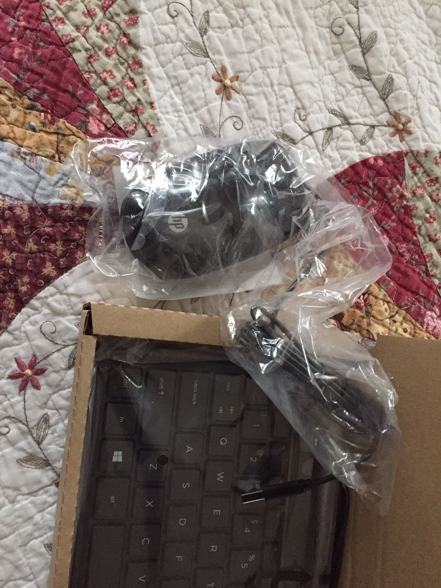 HP Mouse and Keyboard new still in packaging