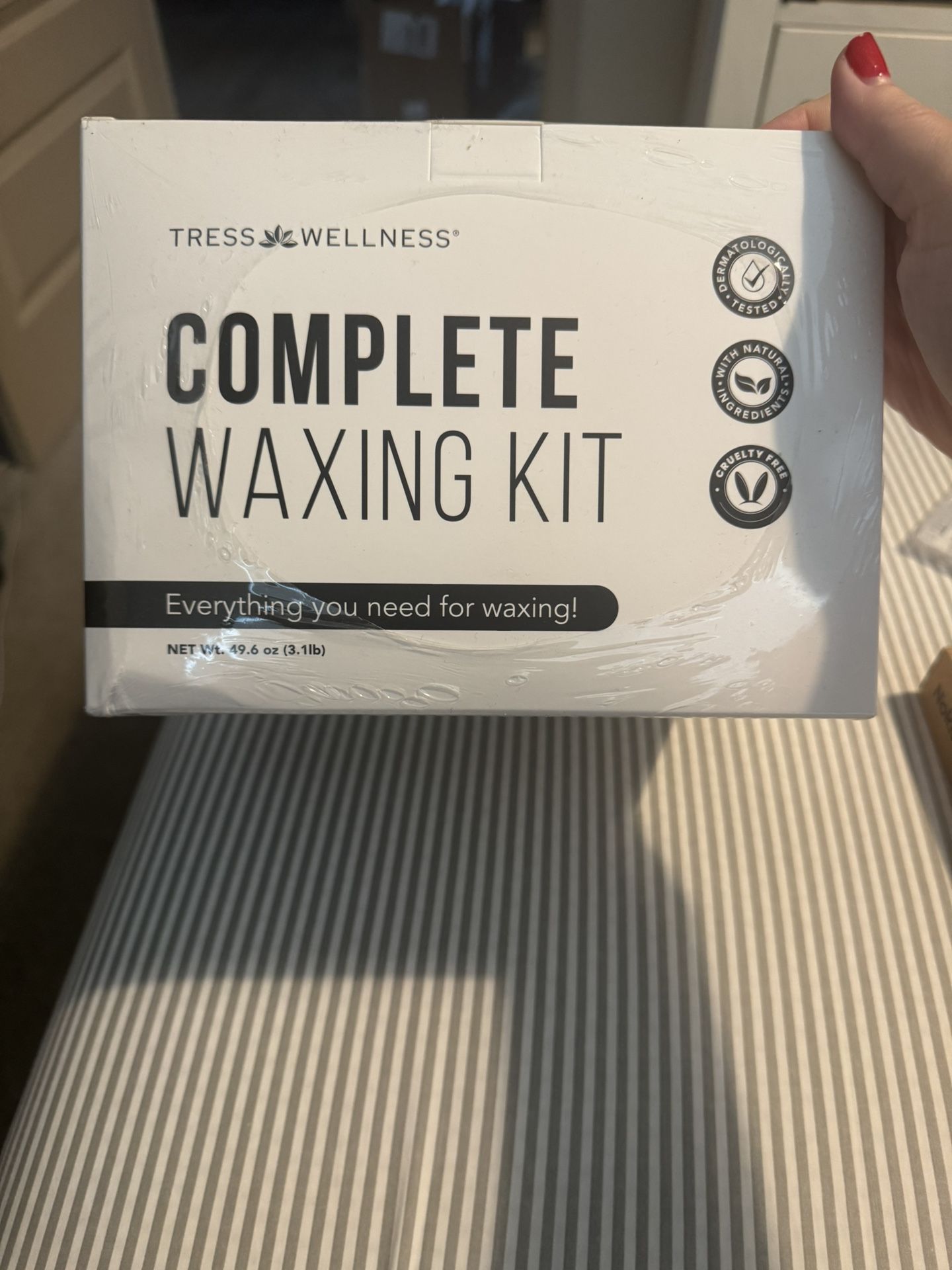BRAND NEW NEVER USED COMPLETE WAXING KIT