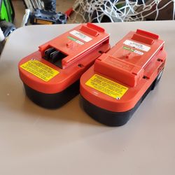 2x B&D 18V Battery Packs 