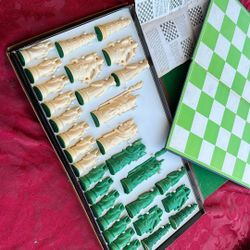 Mandarin Chess Set Nice Condition