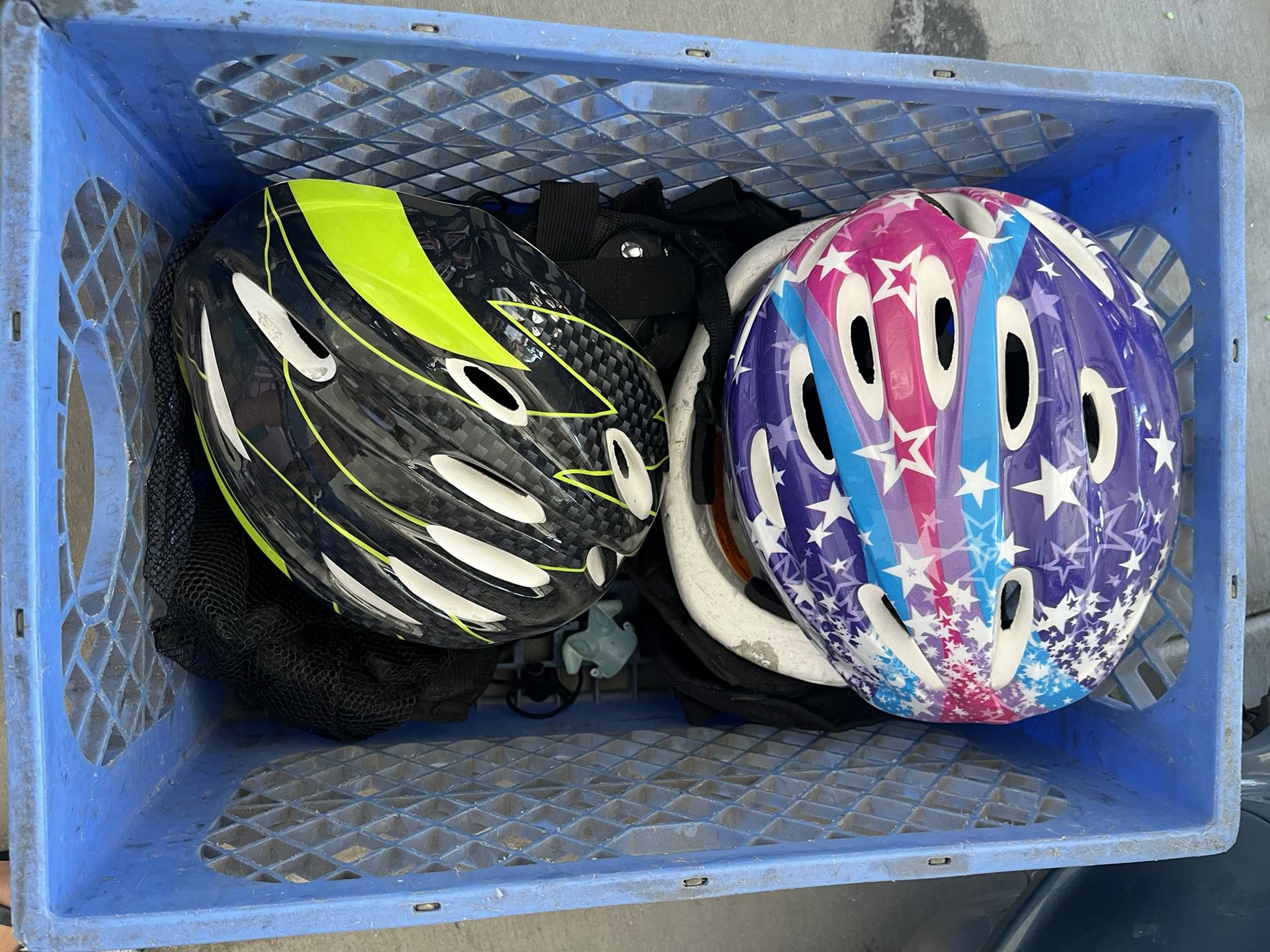 Kids Helmets & Pads 