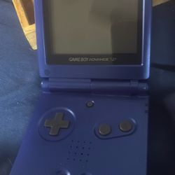Game Boy Advanced SP