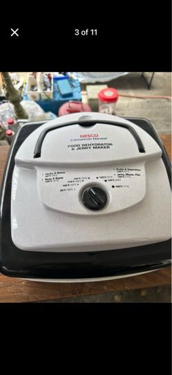 Nesco American Harvest Food Dehydrator & Jerky Maker