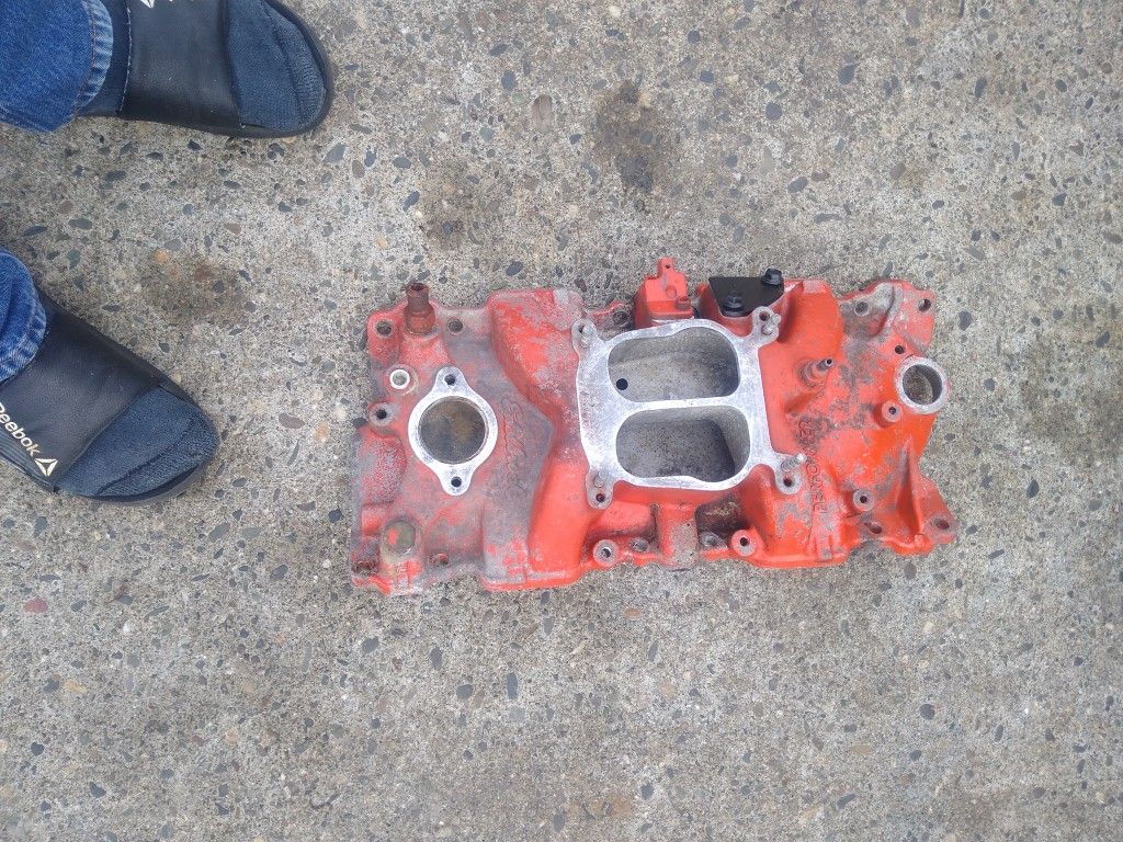 350 Chevy Performance Manifold