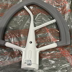 Kitchen aid flexible mixer blade