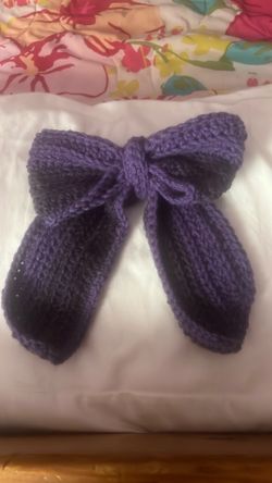 crocheted hair bow