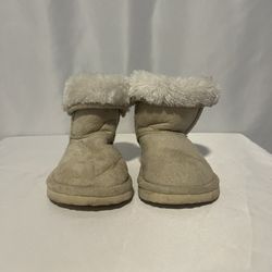 Toddler Size 6 Cozy Warm Beige Boots