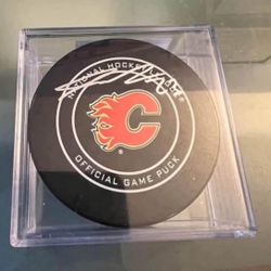 Sean Monahan Calgary Flames Signed Hockey Puck 