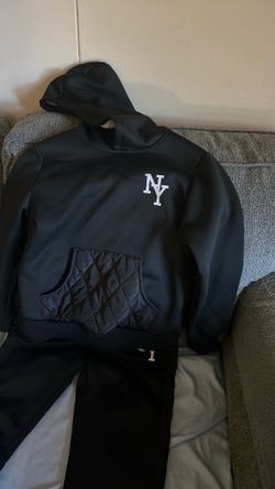 NY set boys