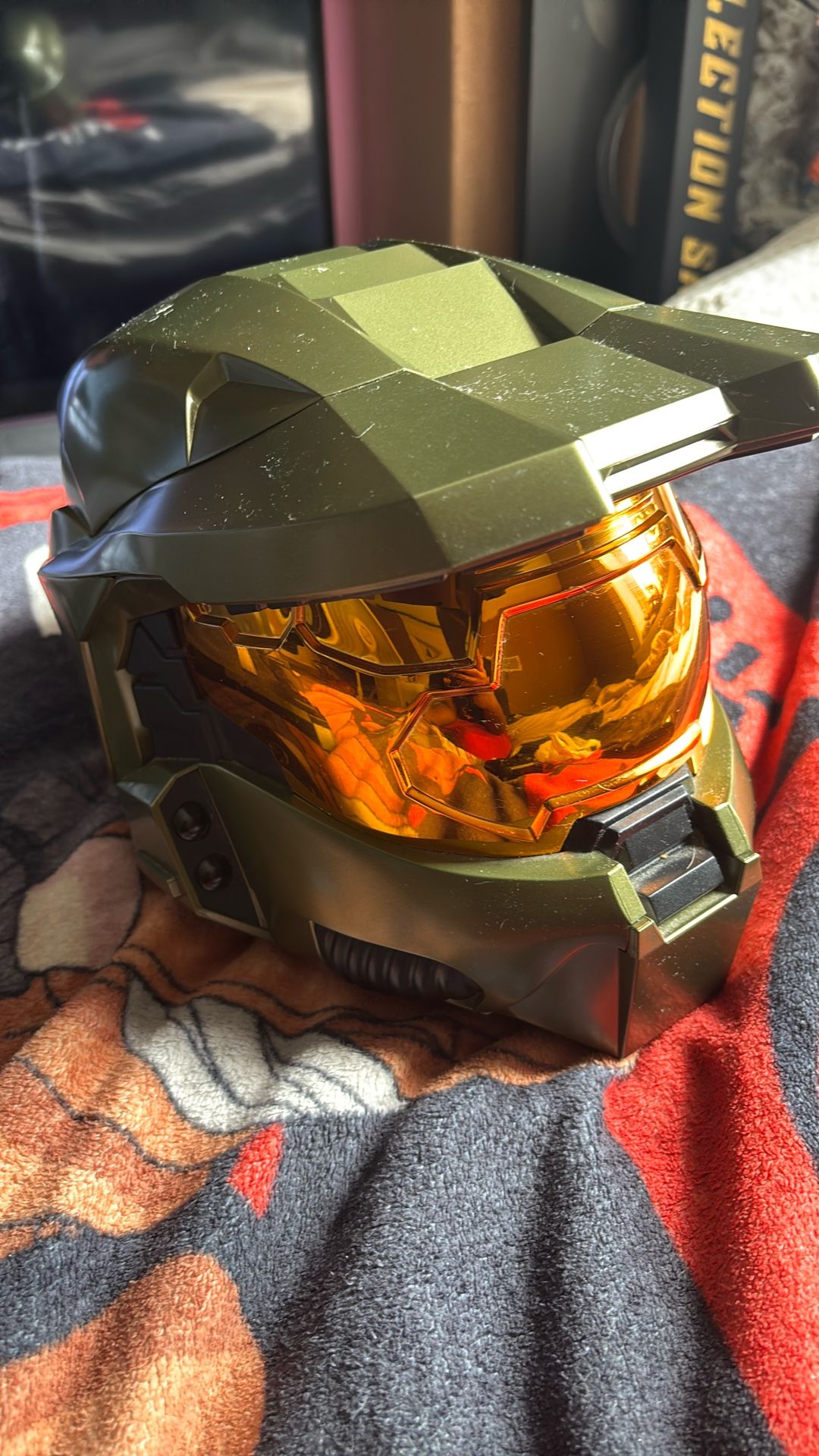 Halo 3 Legendary Collector Helmet