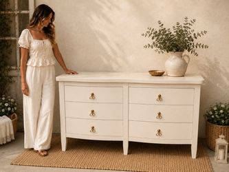 BUTTER & BLOOM — Six-Drawer Cottage Dresser