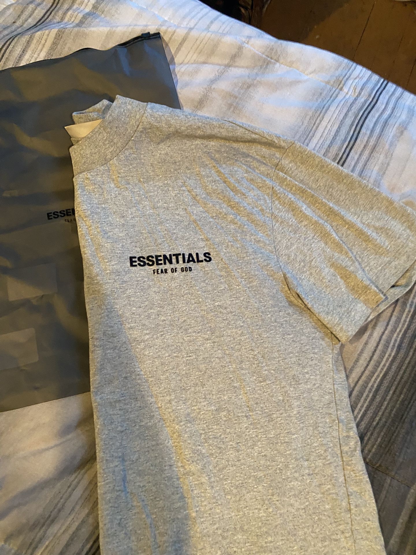 Essential Shirt