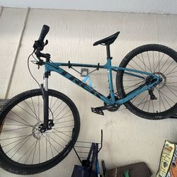 Trek marlin 5 29’ M/L