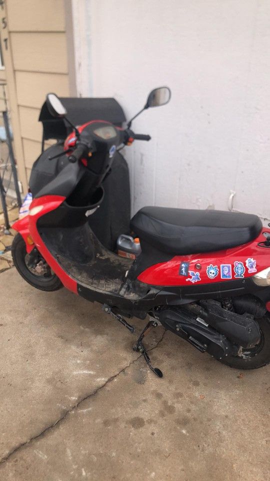 2022 Scooter/ Moped (Wichita Kansas) for Sale in Wichita, KS OfferUp