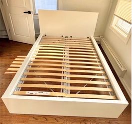 ****Full Size Bed Frame *****