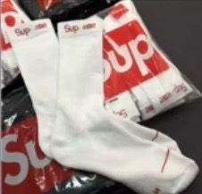 Supreme socks