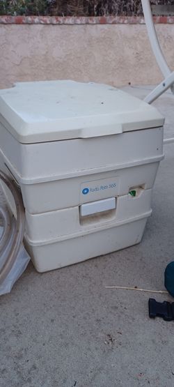 Camping porta potti
