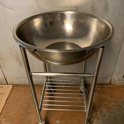 Winco MXBS-30 Mixing Bowl Stand for MXB-3000Q