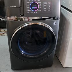 2025 GE PROFILE SMART ALL IN ONE WASHER DRYER FRONT LOAD LIKE NEW
