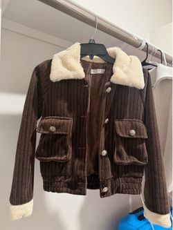 Brown Faux Fur Jacket - Like New ⭐