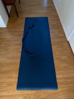 Alo yoga mat
