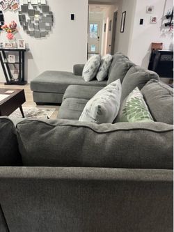 Sofa sectional