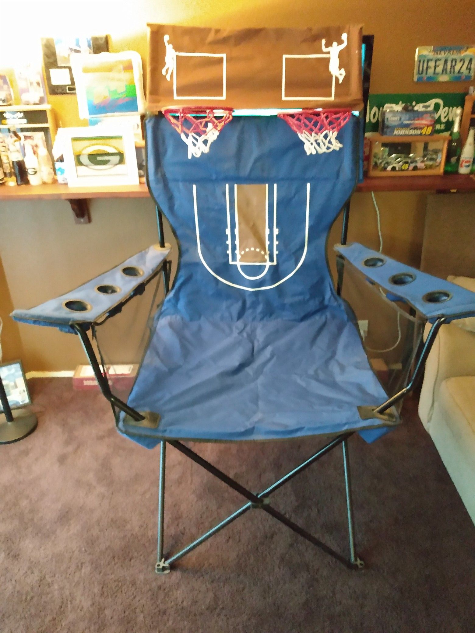 Giant folding chair