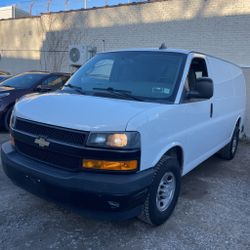 2018 Chevrolet Express 2500