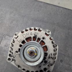 DR44 Alternator 145 AMPS 