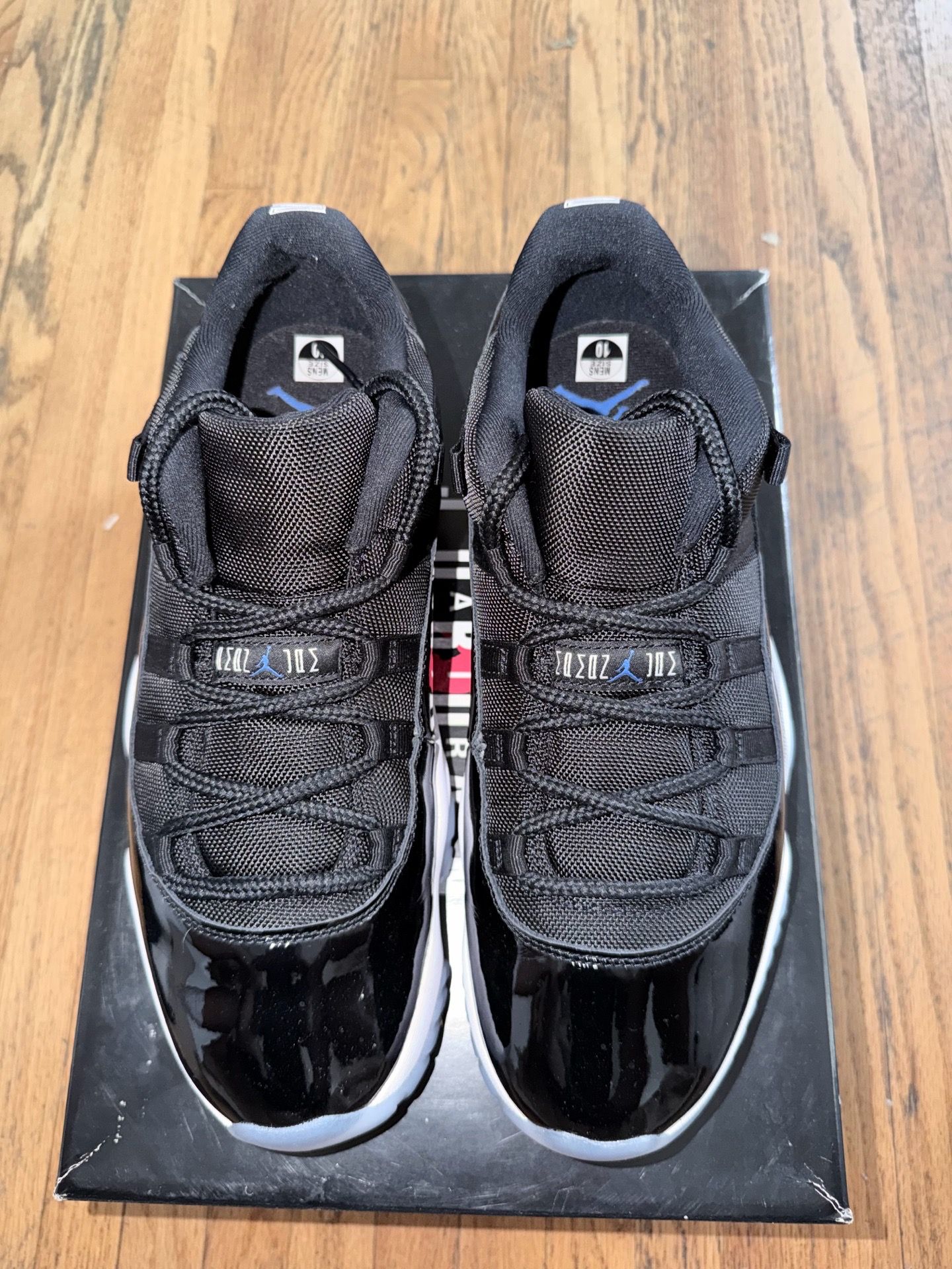 Air Jordan 11 low “Space jam” size 10M