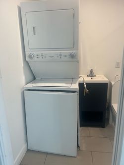 Stacked washer n dryer