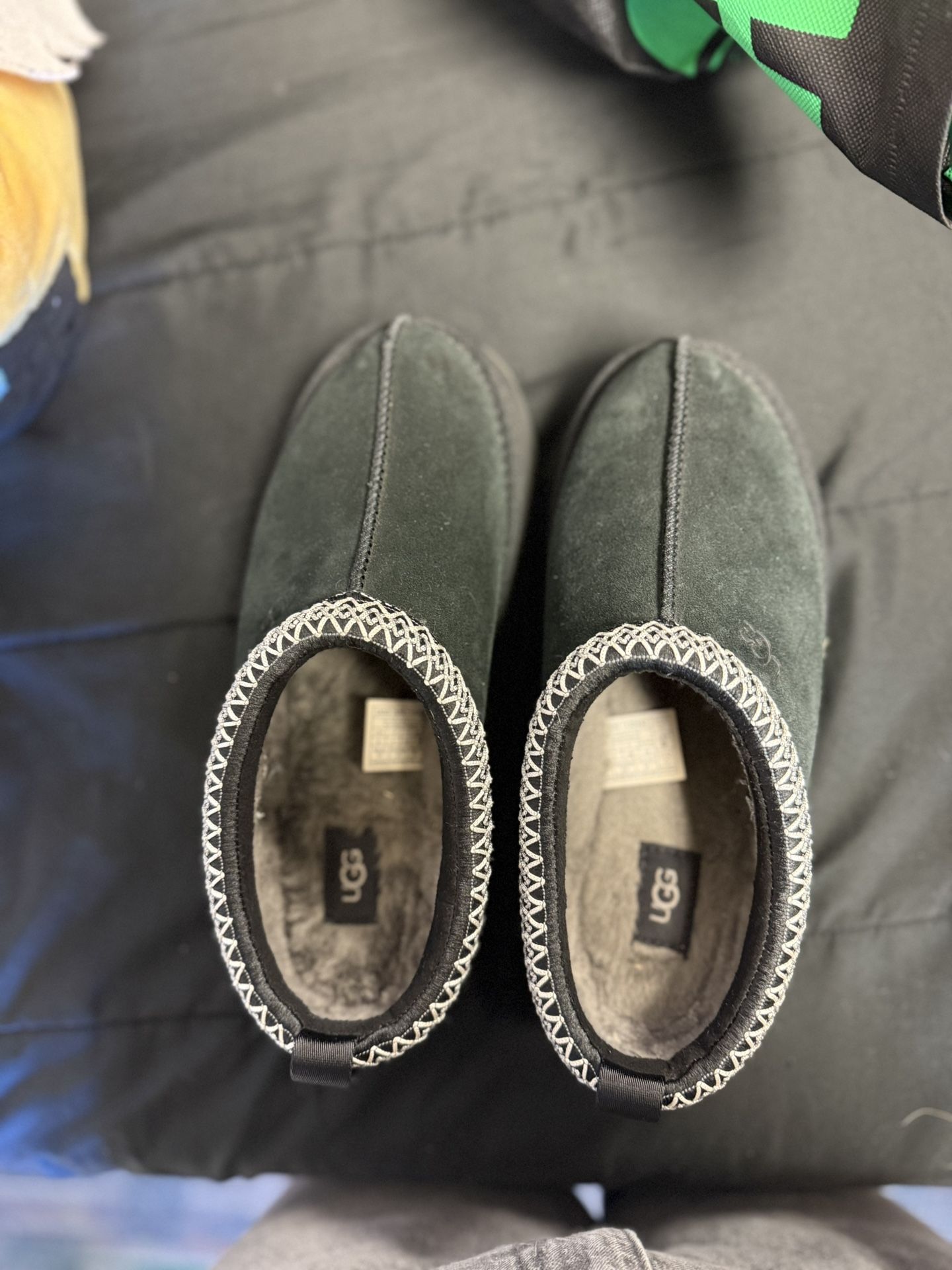 ugg tazz size 8