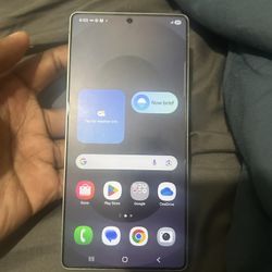 Galaxy S25 Ultra with Galaxy AI.