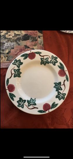 3 Vintage Plates From 80’s