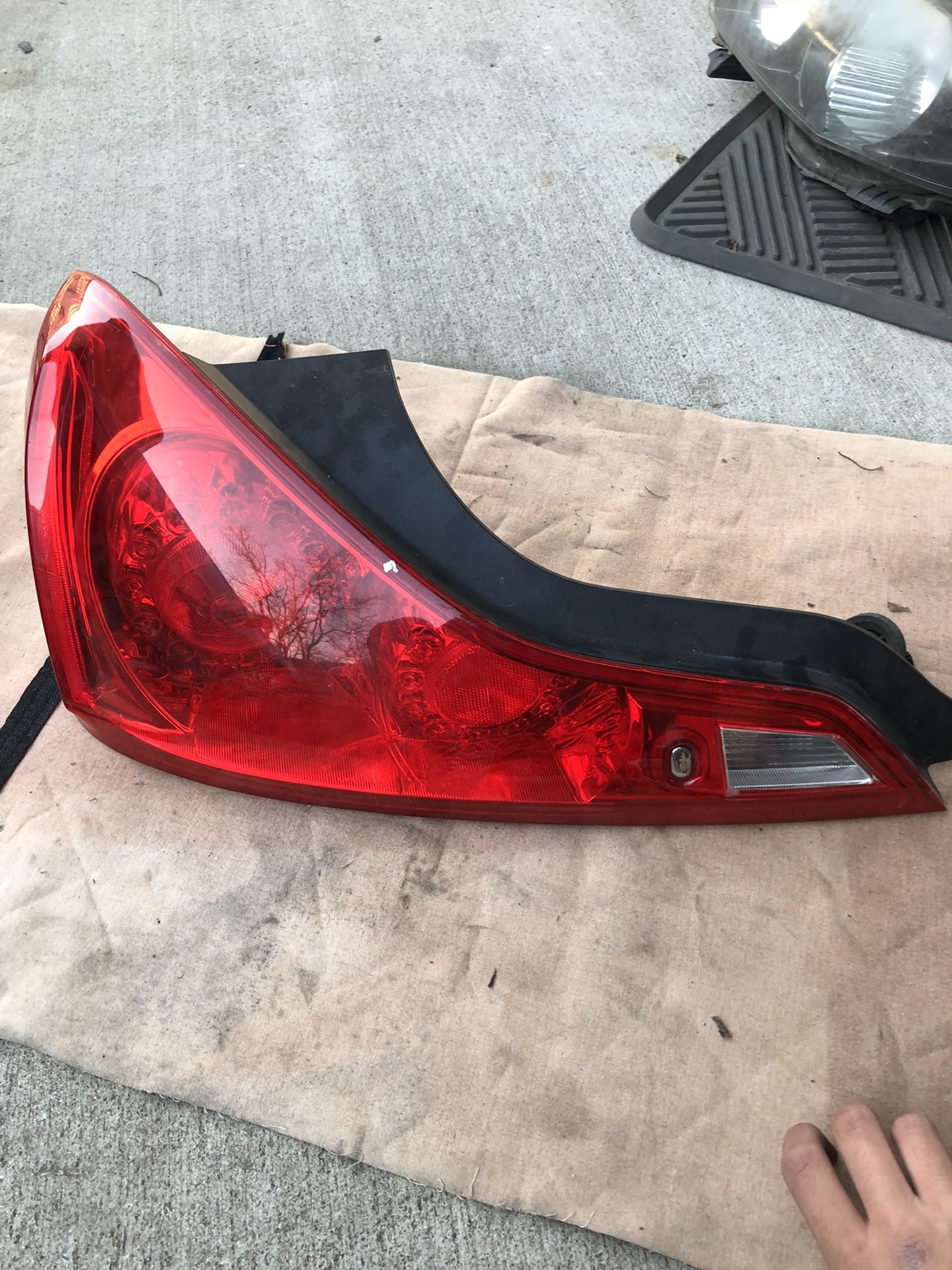 Left XenonTaillight For 2008-2013 Infiniti G37 Coupe