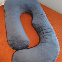 Pregnancy Pillow