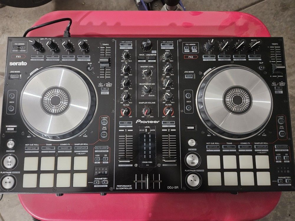 Piooner DJJ-SR Mixer 