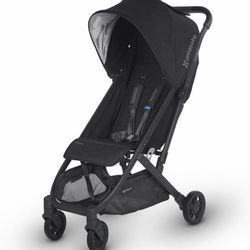 Uppababy Minu V3 Stroller in Jake (Black Melange / Carbon / Black Leather)