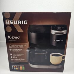 Keurig K-Duo Single Serve and Carafe Coffee Maker, Programmable Auto Brew Carafe
K-Cup Pod Multiple Brew Sizes 60oz Removable Reservoir Gen 1 Black