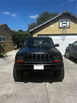1999 Jeep Cherokee