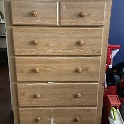 5 Drawer Dresser