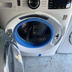He Washer Machine Front Loader Like New