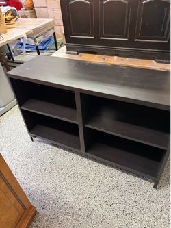 Bookcase/Entertainment Center