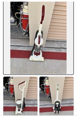 Black and decker AirSwivel vacuum free