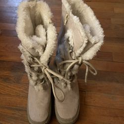 Nine West Girls Cream Colored Winter Boots