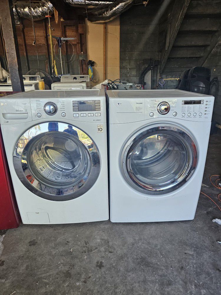 White LG Washer and Dryer