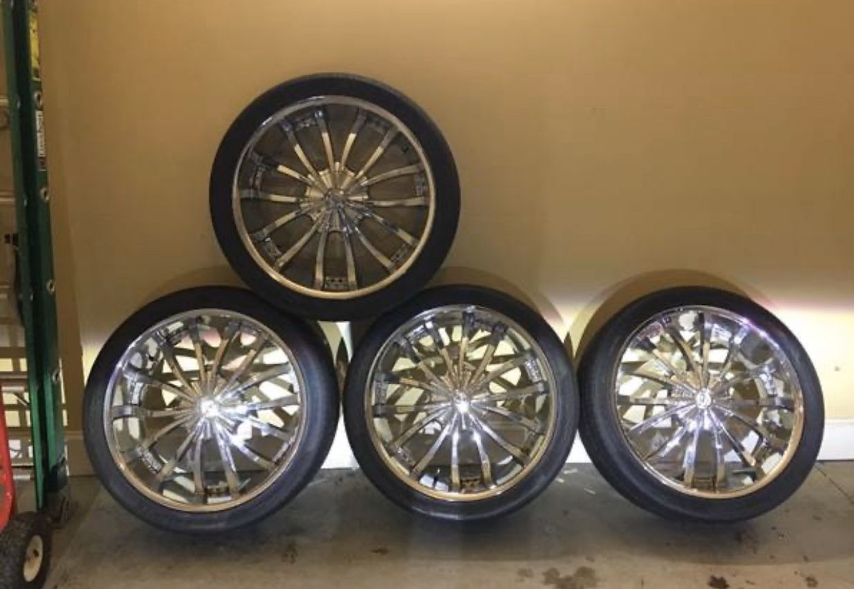 24” Chrome Rims Truck or Car