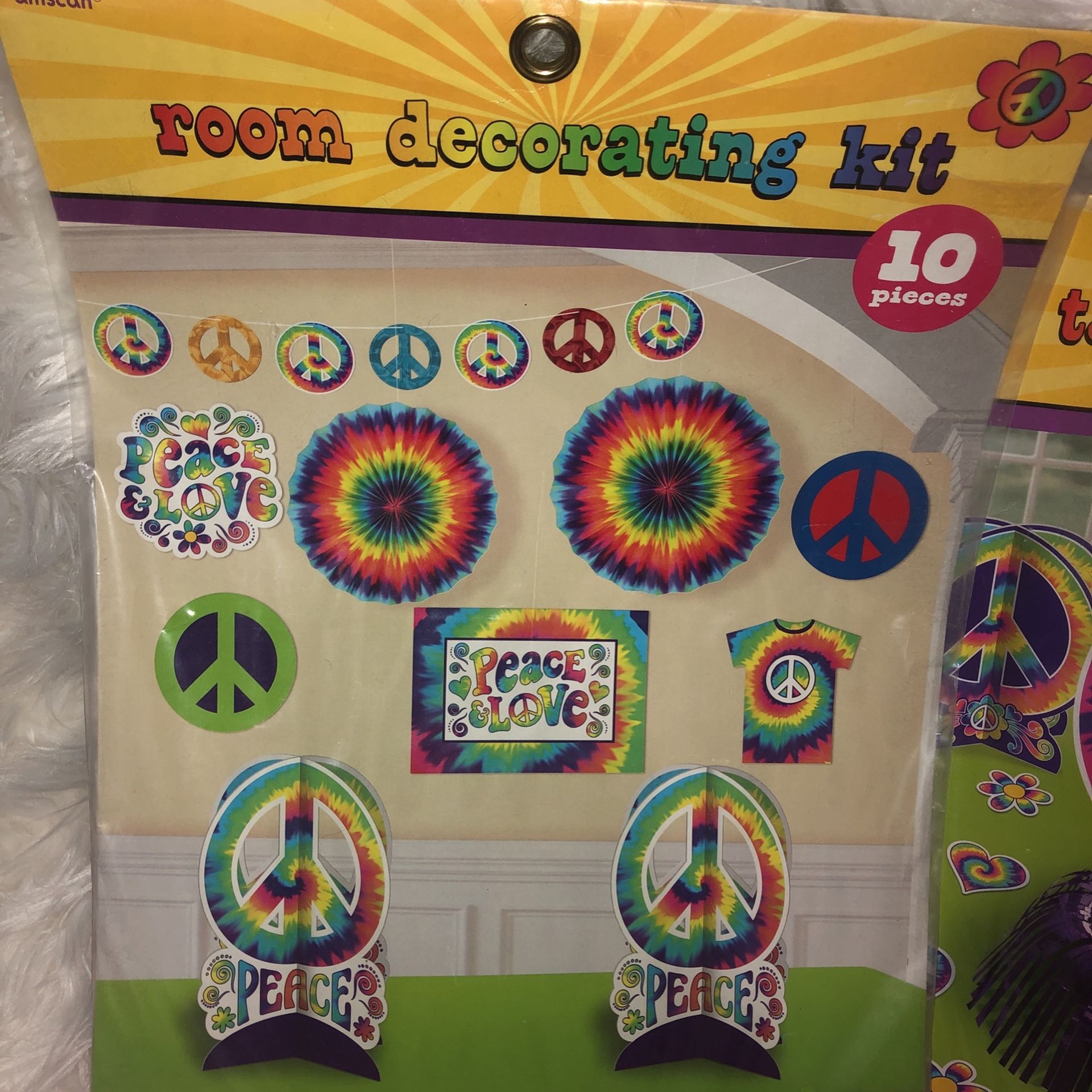 1960s Hippy Style ☮️ Peace Groovy Party Decorations