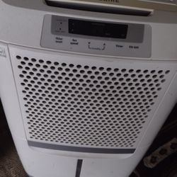Frigidaire Air Humidifier 50 Pints Capacity